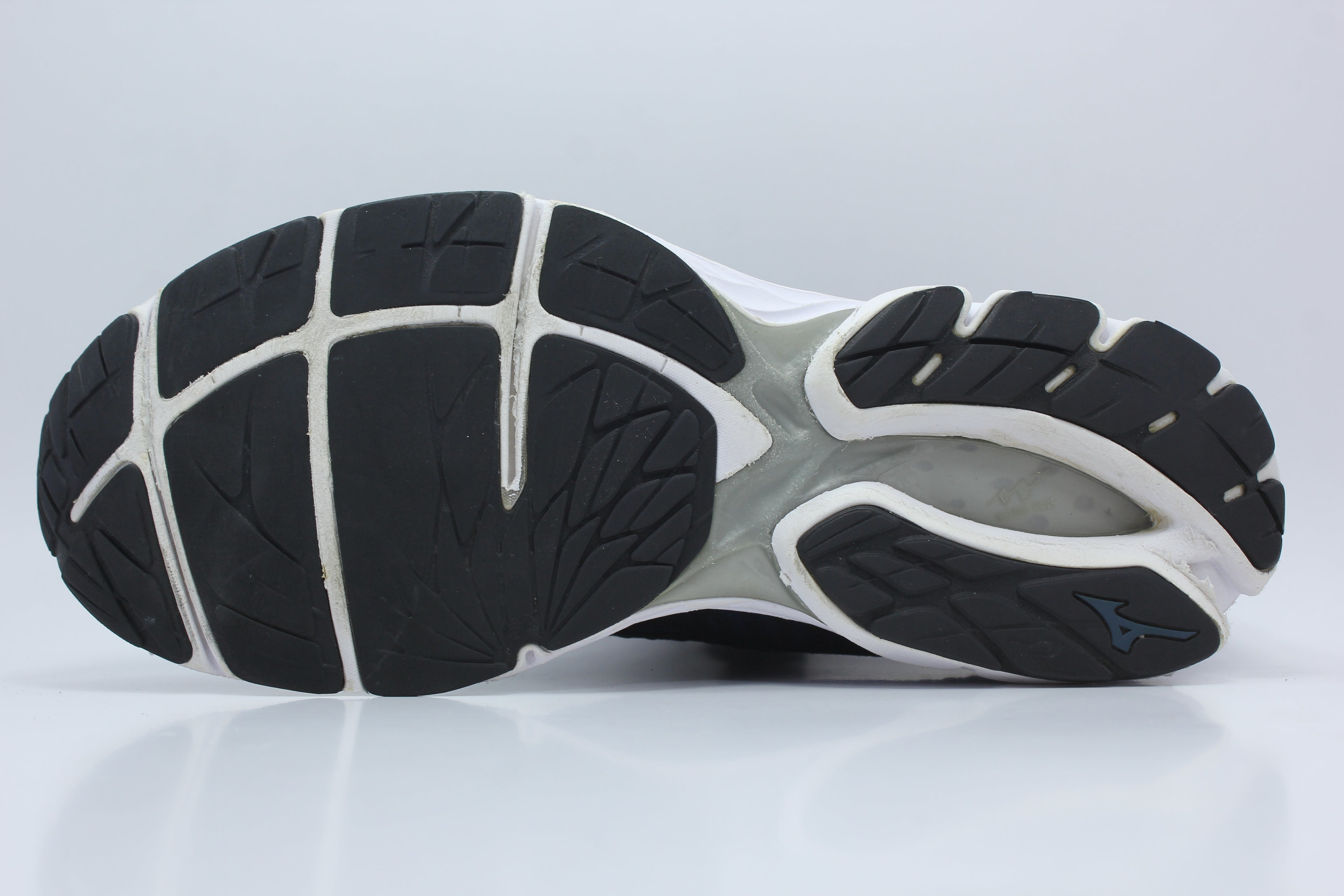 Mizuno Wave Rider 22