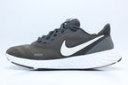 Nike Revolution