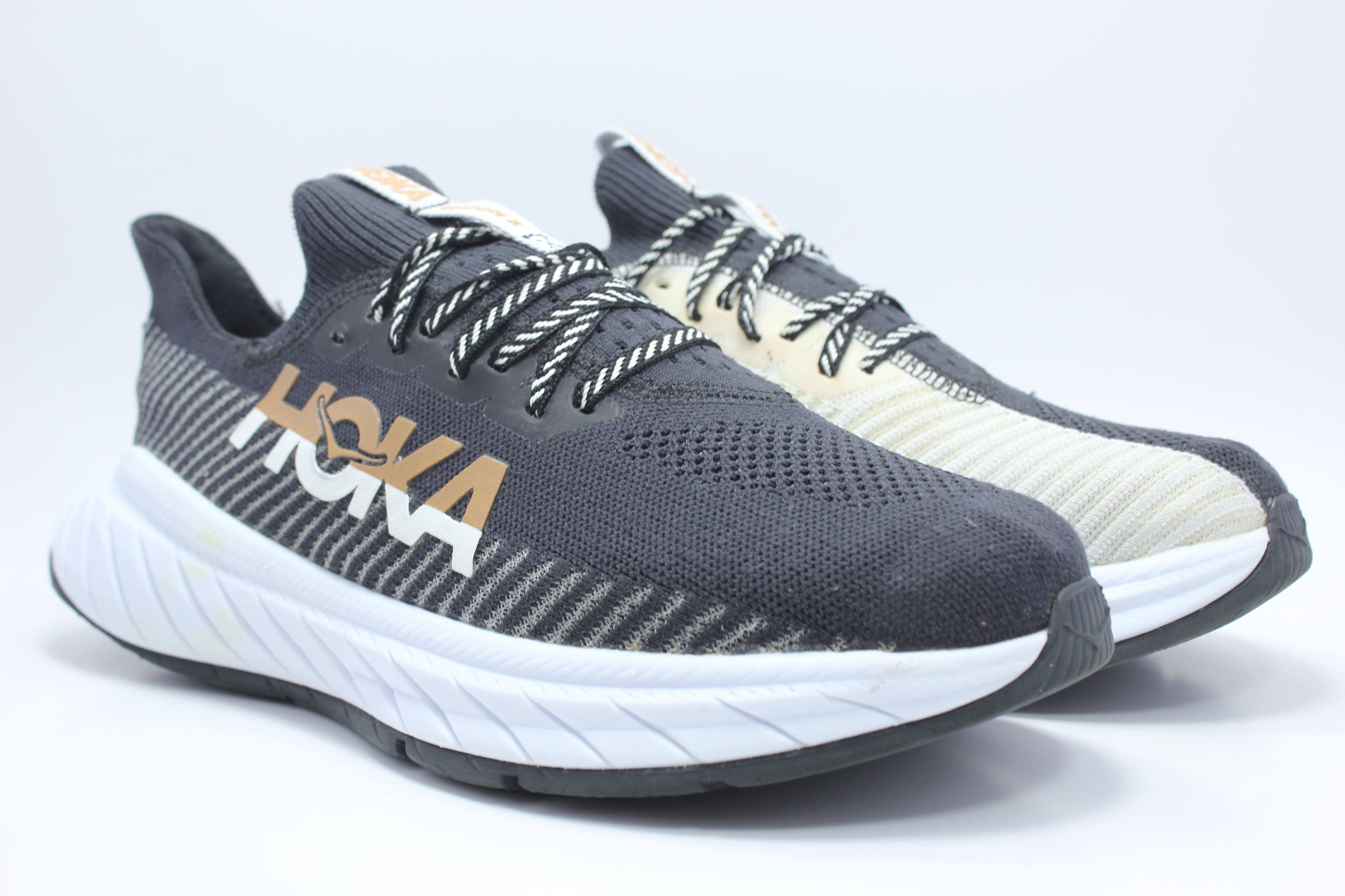 Hoka Carbon X