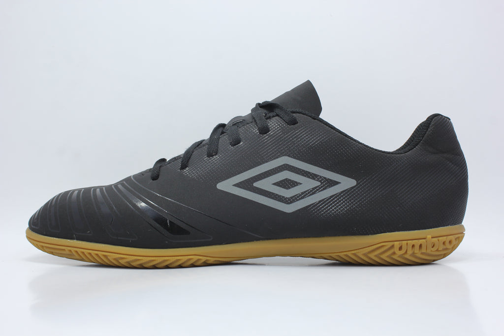 Umbro UX Accuro